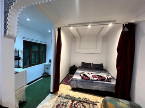 Studio 2